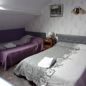 Séjour à la ferme Chambres à La Ferme, Millau